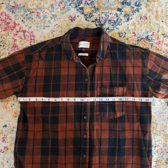 Universal Threads Oversized Fit Button Down Flannel 100% Cotton Women’s Size S - Picture 10 of 12